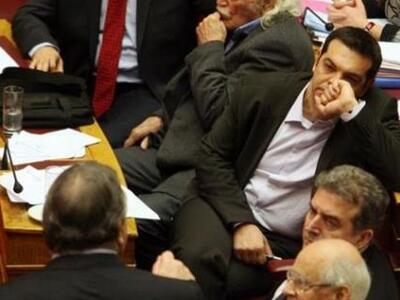 "Ναυμαχία" Βενιζέλου Τσίπρα  γ...