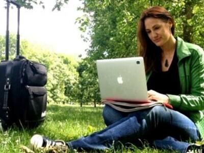 Η επιχειρηματίας της... βαλίτσας!