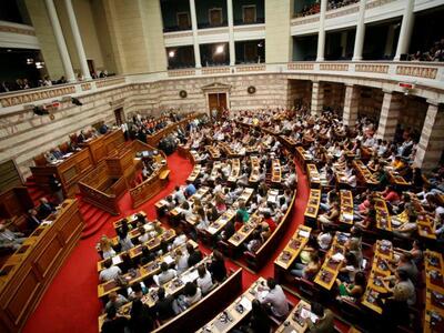 Ψηφίστηκε το νομοσχέδιο για το άσυλο