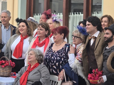 Τόπος συνάντησης για τον τέως και τον νυ...