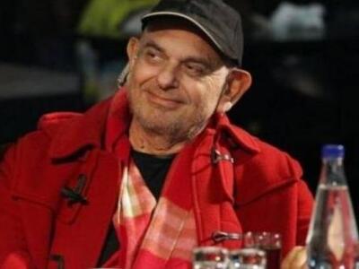 Σταματά εκτάκτως τις εμφανίσεις στην Ακτ...