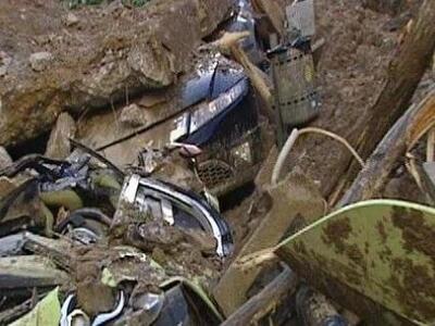 Σφοδρή κακοκαιρία. Μαντρότοιχος 30 μέτρω...