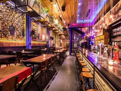 Με νέο μενού γεμάτο γευστικές εκπλήξεις ...