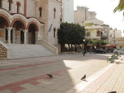 Πάτρα: Βάνδαλοι ξήλωσαν παγκάκι από την ...