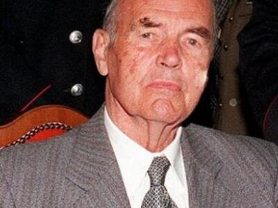 Σε αναζήτηση χώρου για την ταφή του Ναζί...