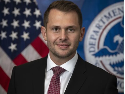 ΗΠΑ: Ο Κεφαλονίτης Άρης Κουρκουμέλης ανέ...