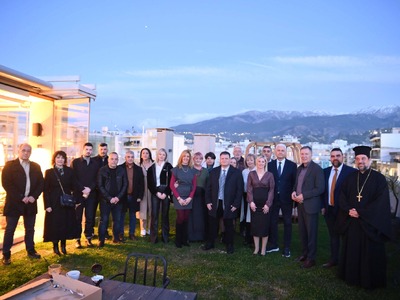 Με επιτυχία η κοπή της πρωτοχρονιάτικης ...