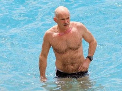 Που θα πάνε διακοπές οι πολιτικοί - Στην...