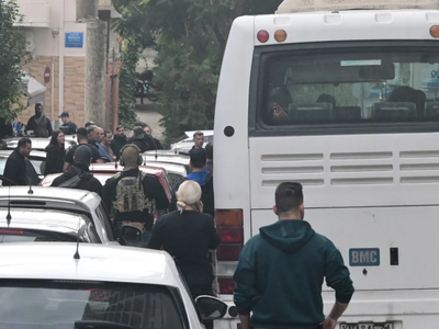 Με ισχυρή αστυνομική συνοδεία στη ΓΑΔΑ ο...