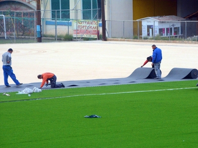 Αλλάζει ο χλοοτάπητας στα γήπεδα Ζαρουχλ...