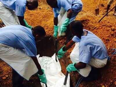 Σιέρα Λεόνε: Δύο γιατροί πέθαναν την ίδι...