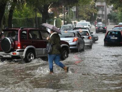 Καιρός: Λασποβροχές και καταιγίδες και σ...