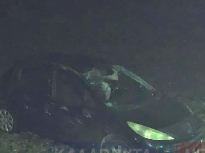 Αιγιάλεια: Αυτοκίνητο κατέληξε στη θάλασ...