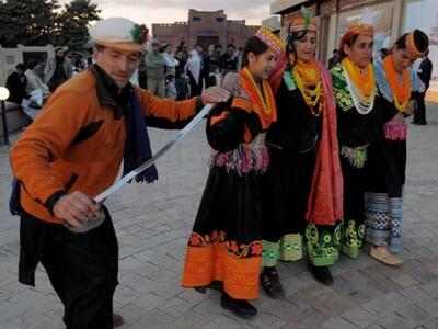 Nτοκιμαντέρ για τους Καλάς με αφορμή την...