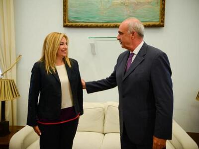 Ολοκληρώθηκε η συνάντηση Μεϊμαράκη - Γεν...