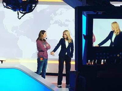 H  Έλλη Στάη φωτογραφήθηκε με τον... ορό...