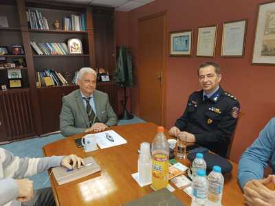 Πάτρα: Συζήτηση εργασίας είχαν ο Φωκίων ...