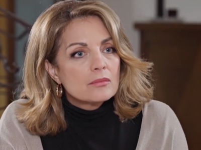 Η γη της ελιάς: Η Αθηνά υποψιάζεται πως ...