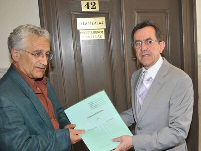 Ο  Νίκος Νικολόπουλος μήνυσε τον δήμαρχο...