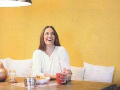 Η Νόνη Δούνια φωτογραφίζεται στο νέο της...