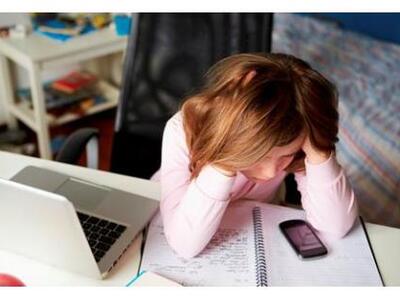 Τηλεόραση, διαδίκτυο και κινητό... αλλάζ...