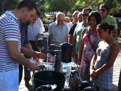Πάτρα: Πρόσφεραν 16.500 καφέδες! Μεγάλη ...