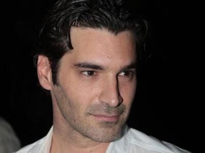 «Politics»: Το σενάριο του Χριστόφορου Π...