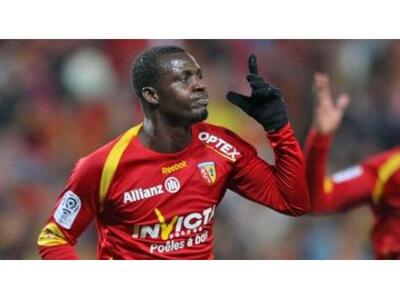 Διεθνής απ' την Ακτή Ελεφαντοστού υπογρά...