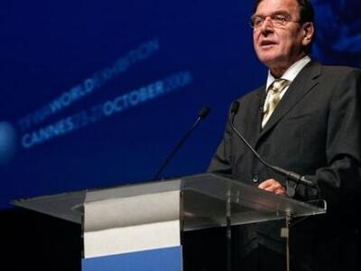 Την ταινία-δώρο στον Χίτλερ «Olympia» πο...