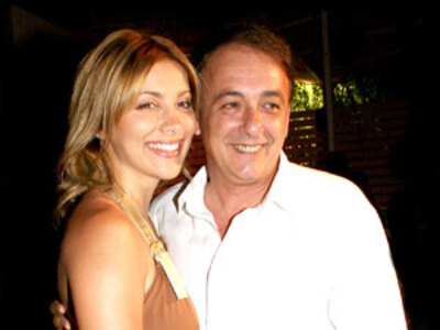 Ο Μικρούτσικος δεν υπογράφει το διαζύγιο