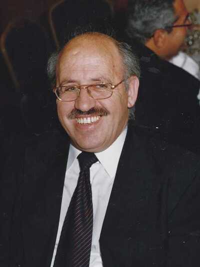 Ο διακεκριμένος πανεπιστημιακός Μιχάλης ...