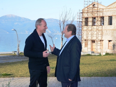 Αιγιάλεια: Υποψήφιος με τον Δημ. Καλογερ...