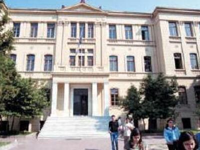 Απόπειρα ληστείας με βαριοπούλες στο Α.Π.Θ.