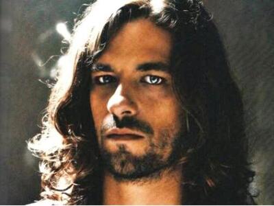 Α. Τότσικας: Η σέξι φωτογράφιση και οι δ...