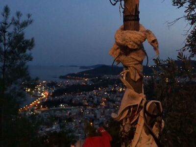 Το προσκύνημα του Αγίου Παντελεήμονα πάν...