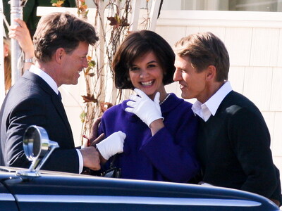 Κέιτι Χολμς: μεταμορφώθηκε σε Τζάκι Κένε...