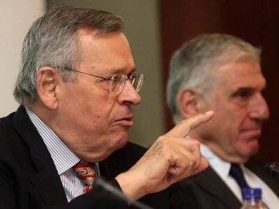 Ο Στέφανος Μάνος καλεί την κυβέρνηση να ...