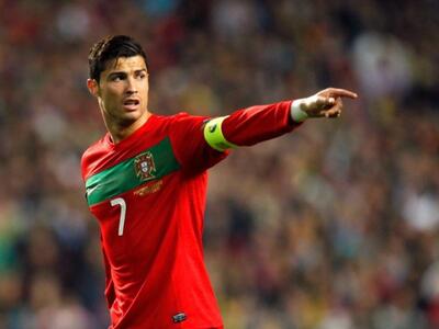 Euro 2012: Τελευταίο χαρτί για Πορτογαλί...