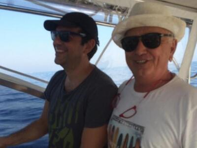 Oι πριβέ διακοπές Τσίπρα στη βίλα επιχει...