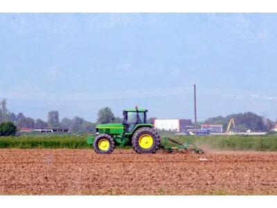 Πρόστιμα σε 61 εμπόρους και αγρότες για ...