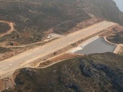 Σε ποιο ελληνικό νησί βρίσκεται το αεροδ...