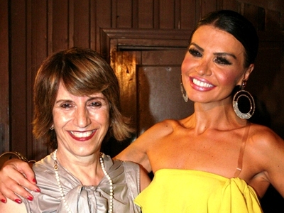 Η Νίνα Λοτσάρη με την πρόεδρο της ΔΕΠΑΠ ...