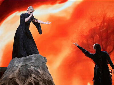 Τελικός Eurovision 2025: Τι ώρα ξεκινάει...