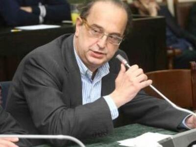 Πάτρα: Ομιλία του Παναγιώτη Παπαγιαβή γι...