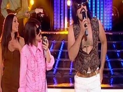 Ως Tonis Sfinos εμφανίστηκε στην αρχή το...