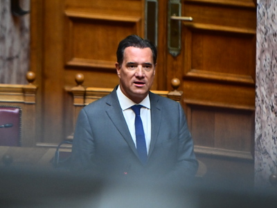 Συνελήφθη 52χρονος που απειλούσε και εξύ...