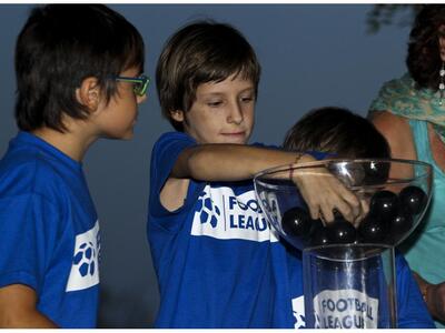 "Nτου" κουκουλοφόρων στην κλήρ...