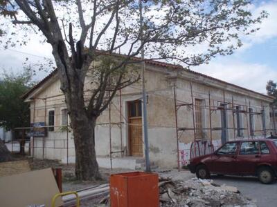 Το υπό ανακαίνιση κτίριο του πρώην σταθμού ΟΣΕ