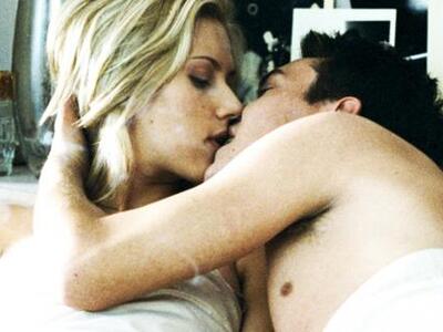 Μάγισσες του έρωτα τα χείλη και οι ωμοπλάτες!