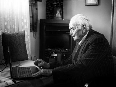 Λ. Πανουτσόπουλος: O hi-tech παππούς από...